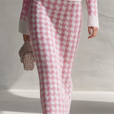 Retro-chic Pink And White Houndstooth Knit Skirt Set