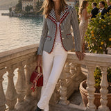 Fashionable Retro Wavy Black And White Striped Blazer