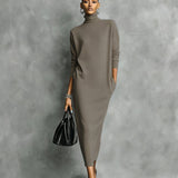 Women's Elegant Black Knitted Turtleneck Long-sleeved Loose-fitting  Midi Dress With No Pockets MDA1974L7AN